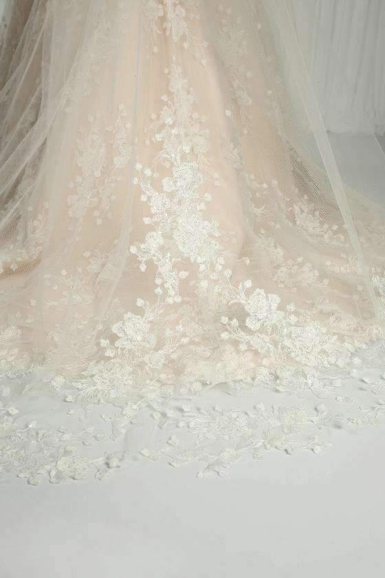 TONI - SPARKLING FLORAL LACE TRAIN VEIL - 98" - Adore Bridal and Occasion Wear