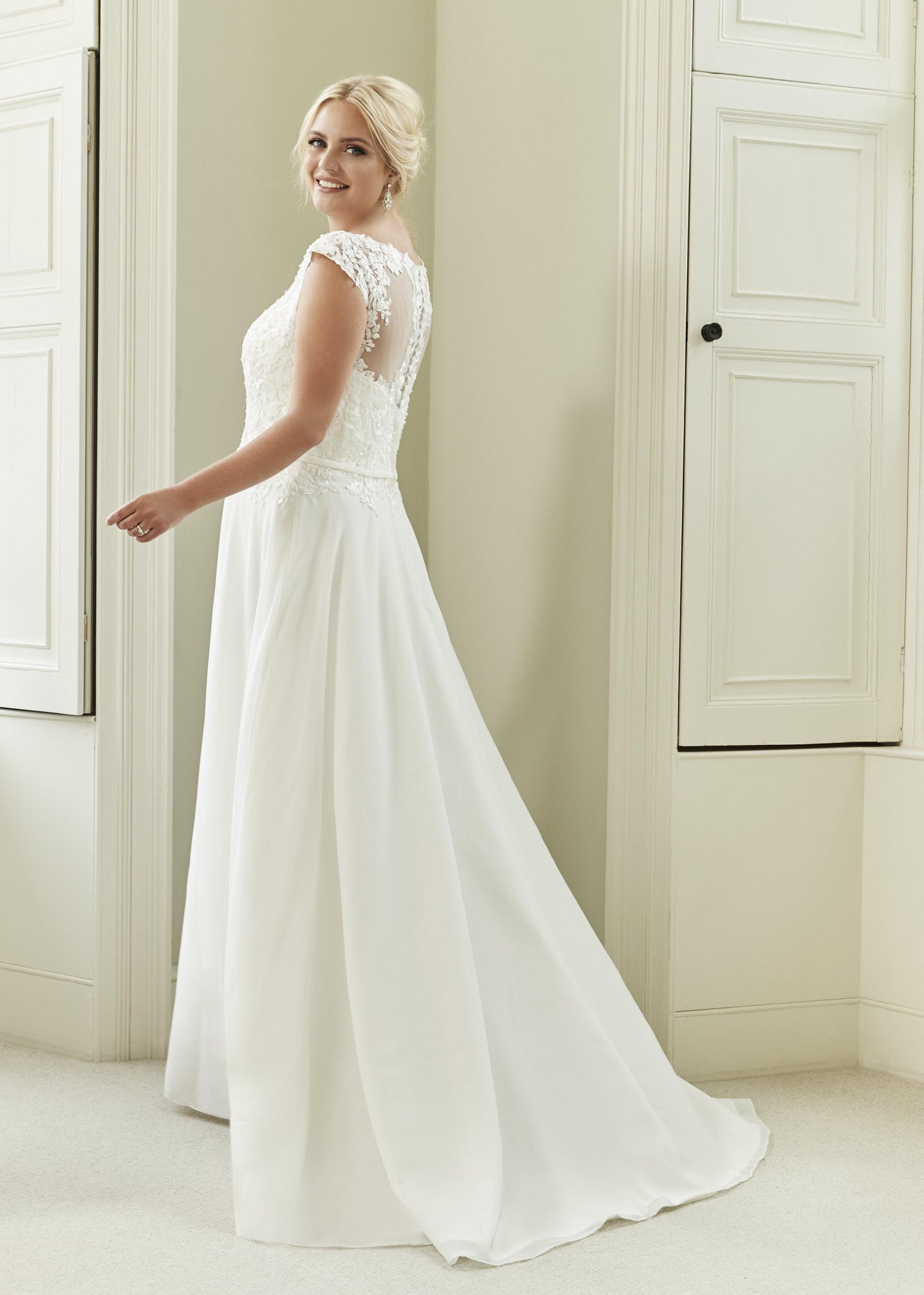 UK22 AbbieLeigh - Adore Bridal and Occasion Wear
