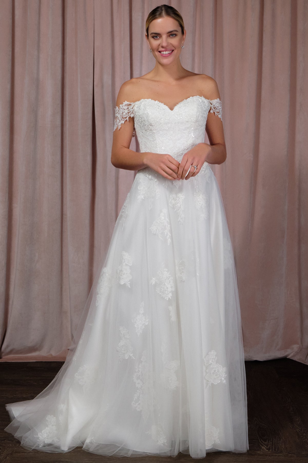 ESSEX BRIDAL SHOP CHELMSFORD Wedding Dress MARY'S Bridal Gown MB3093