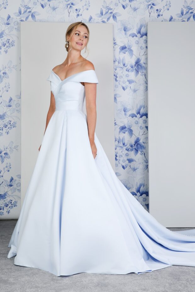 Chelmsford, Essex Wedding Dress Shop - Bridal Gown - Richard Designs ...