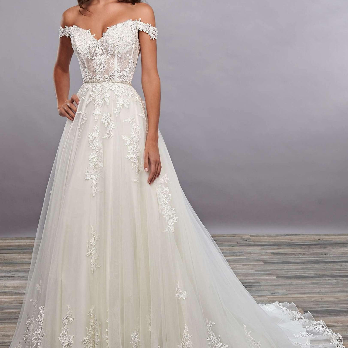 Carmen's bridal gown hotsell rental & sales